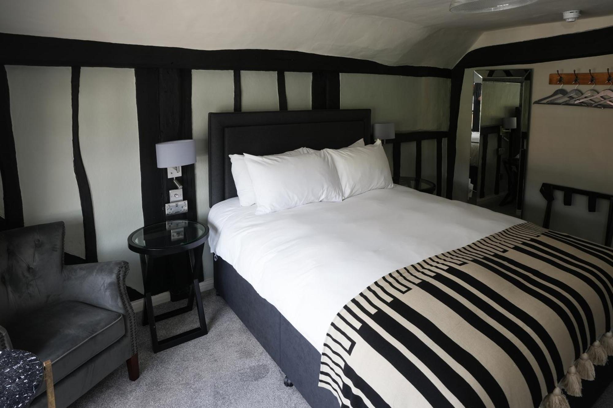 The Windmill Hotel เมดสโตน ภายนอก รูปภาพ